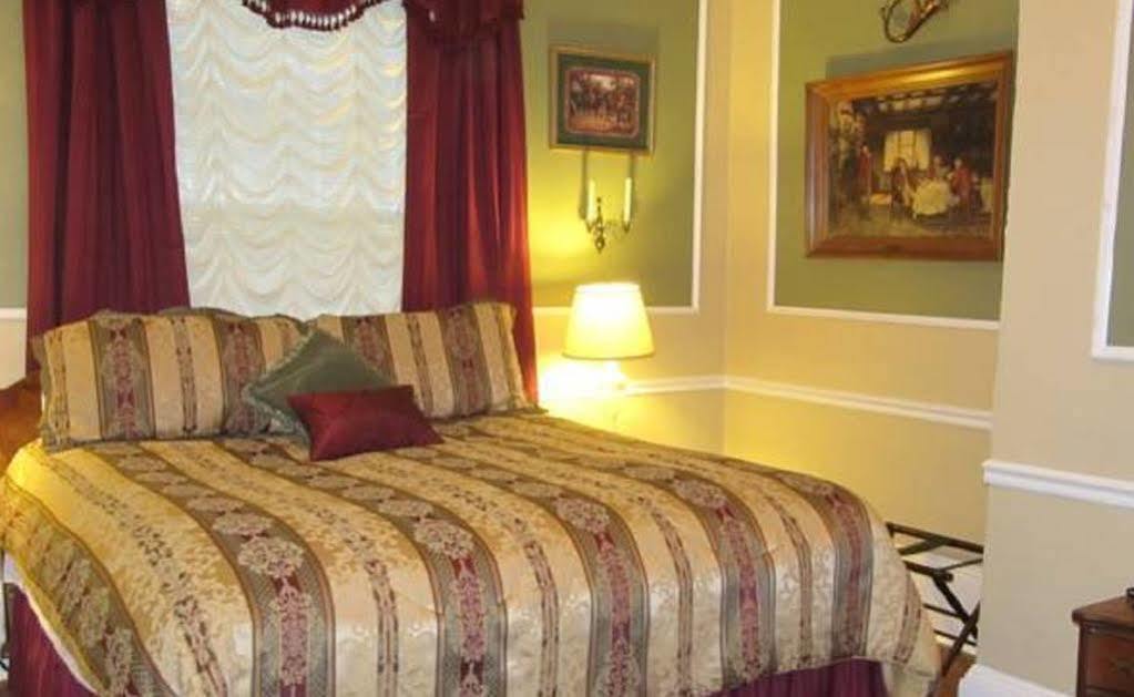 Allison House Inn Куинси Екстериор снимка