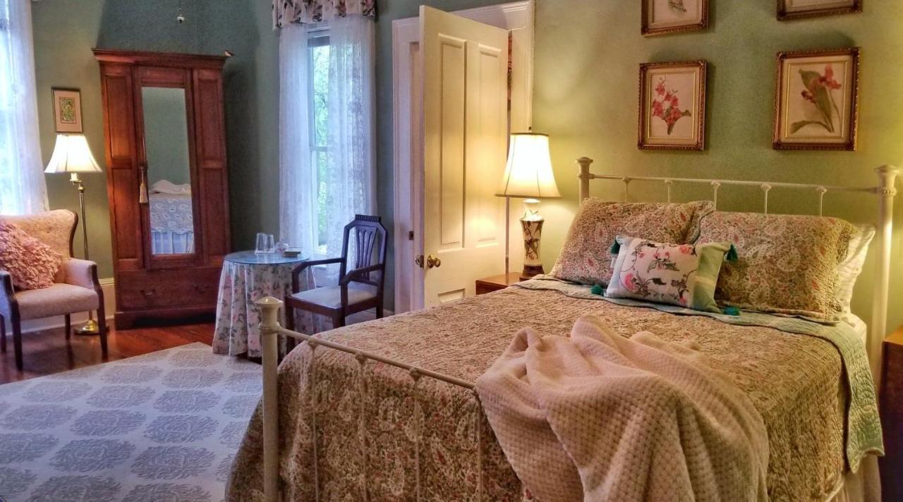 Allison House Inn Куинси Екстериор снимка